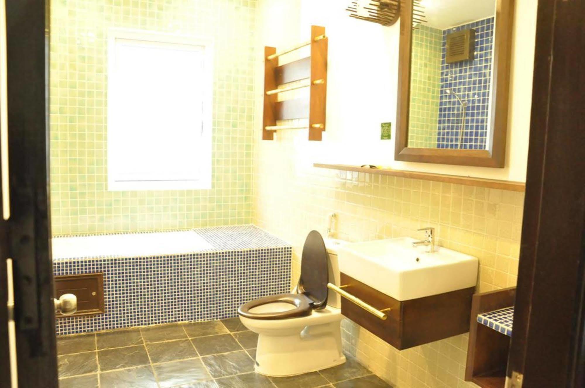 האנוי Cinnamon Cathedral Hotel מראה חיצוני תמונה