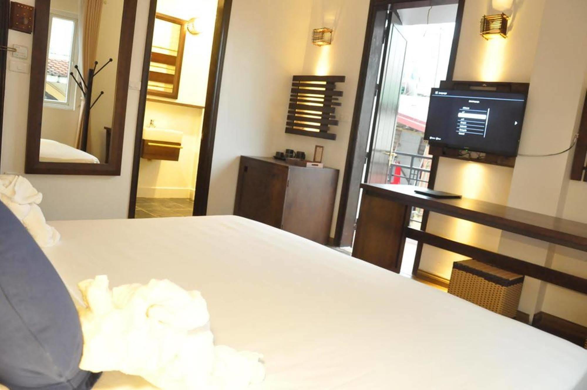 האנוי Cinnamon Cathedral Hotel מראה חיצוני תמונה